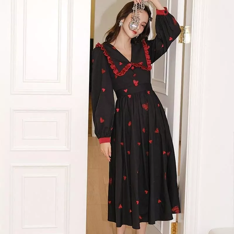 Vintage Black Heart Long Dress Elegant Puff Sleeve Christmas Party Dress Female Winter Korean One Piece Gothic Y2K Dress 2021 Vintage Black Heart Long Dress Elegant Puff Sleeve Christmas Party Dress Female Winter Korean One Piece Gothic Y2K Dress 2021